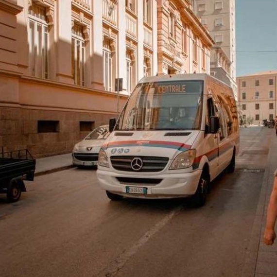 sta-dobijate-ako-u-nisu-unajmite-kombi-vozilo-za-putovanje